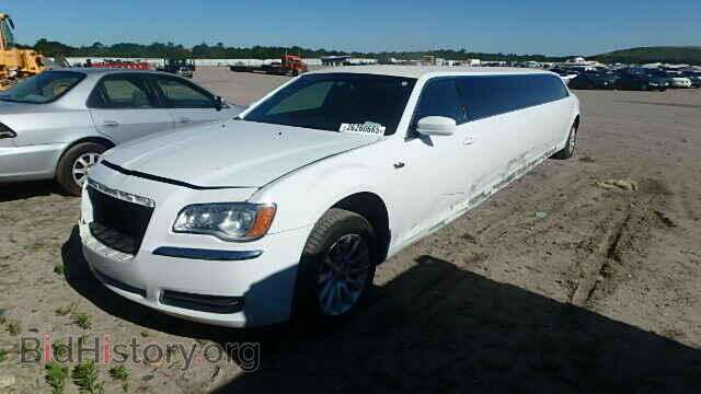 2013 CHRYSLER 300 - VIN: 2C3CCAAG4DH722860 - Фото 2