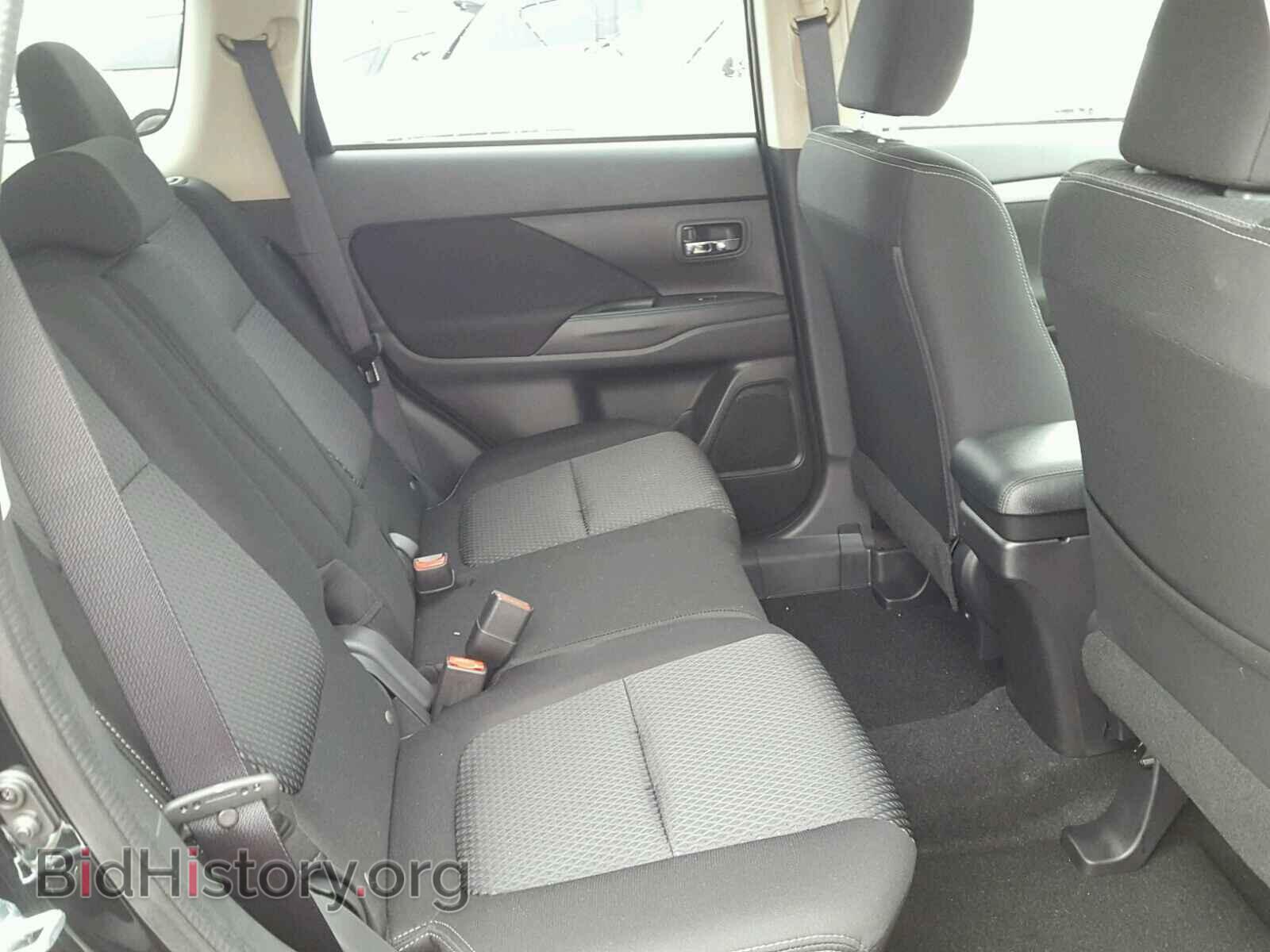 2017 MITSUBISHI OUTLANDER - VIN: JA4AD3A38HZ069779 - Photo 6