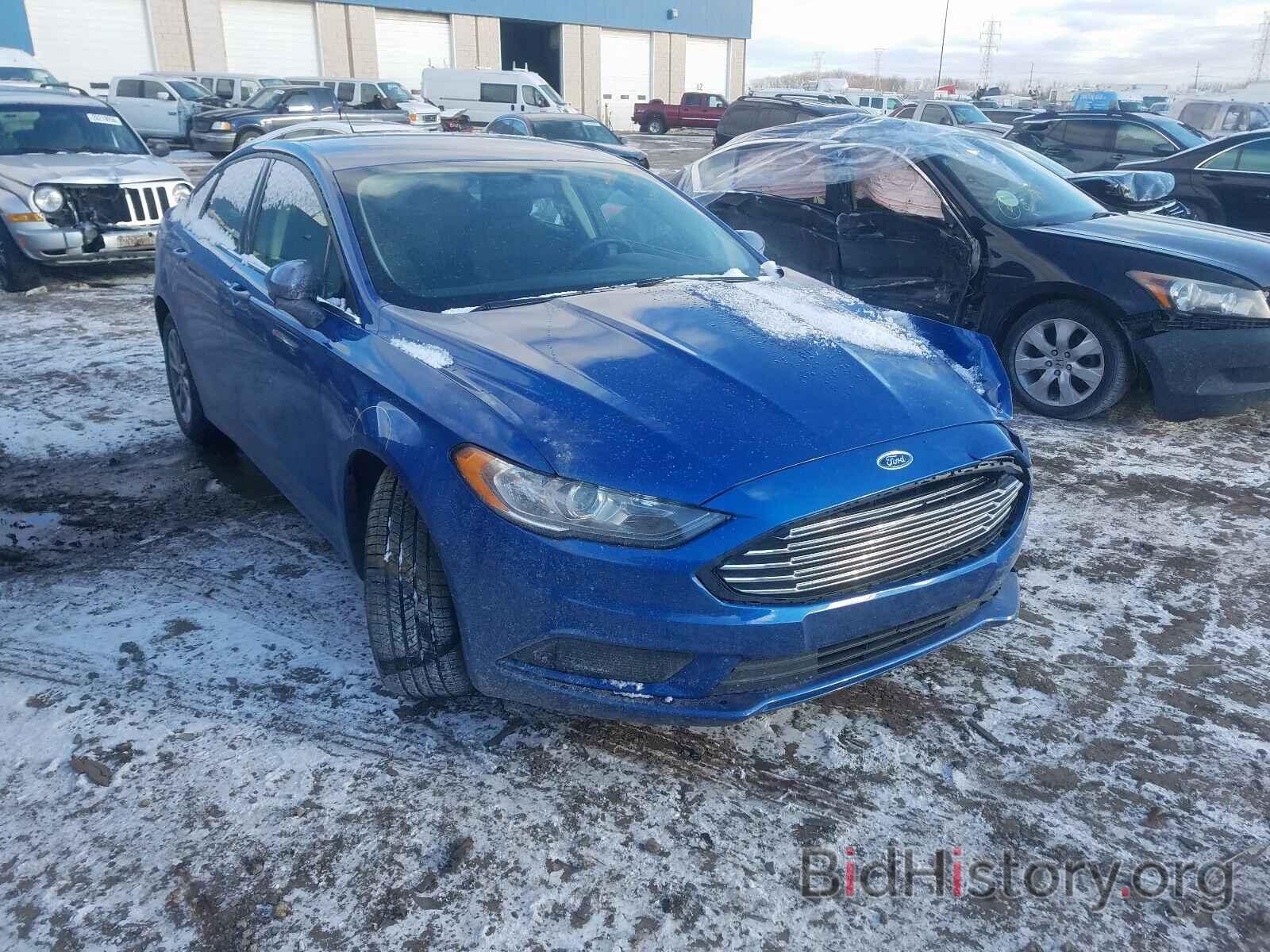 Photo 3FA6P0H77HR321526 - FORD FUSION SE 2017