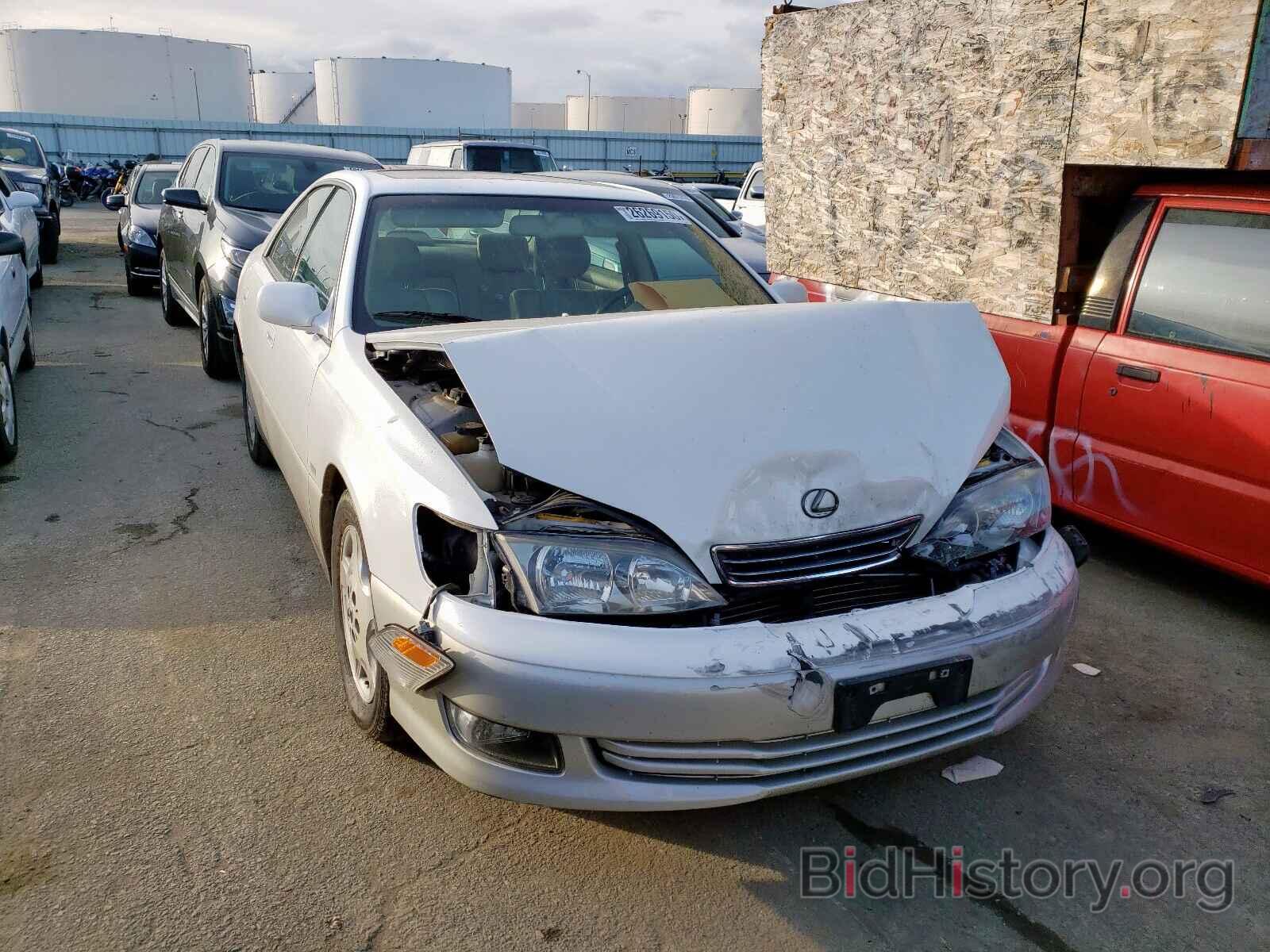 Photo JT8BF28G6Y0270218 - LEXUS ES300 2000