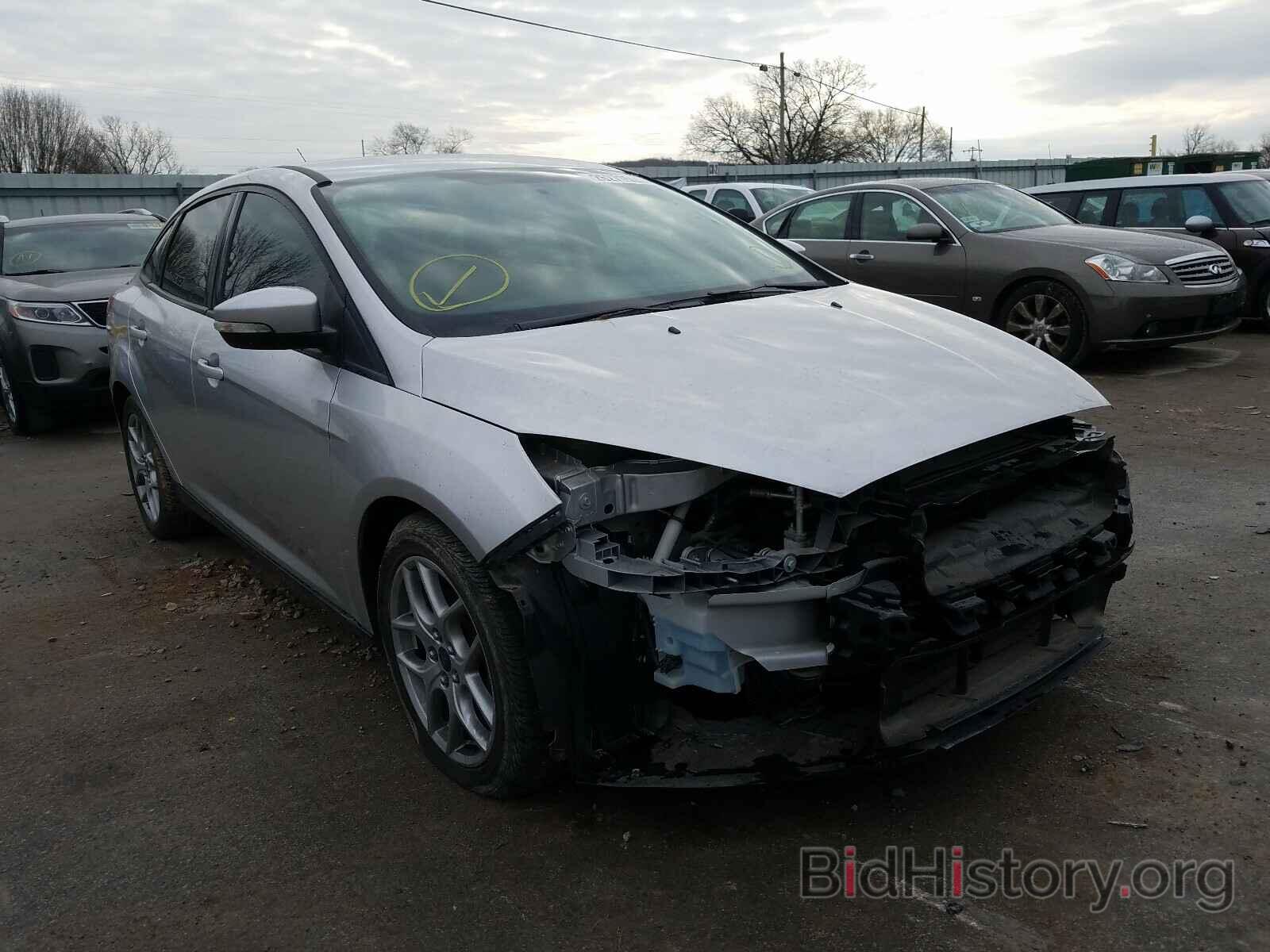 Photo 1FADP3F24FL347674 - FORD FOCUS SE 2015