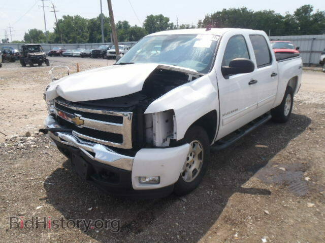 2011 CHEVROLET SILVERADO - VIN: 1GCPKSE3XBF157283 - Фото 2
