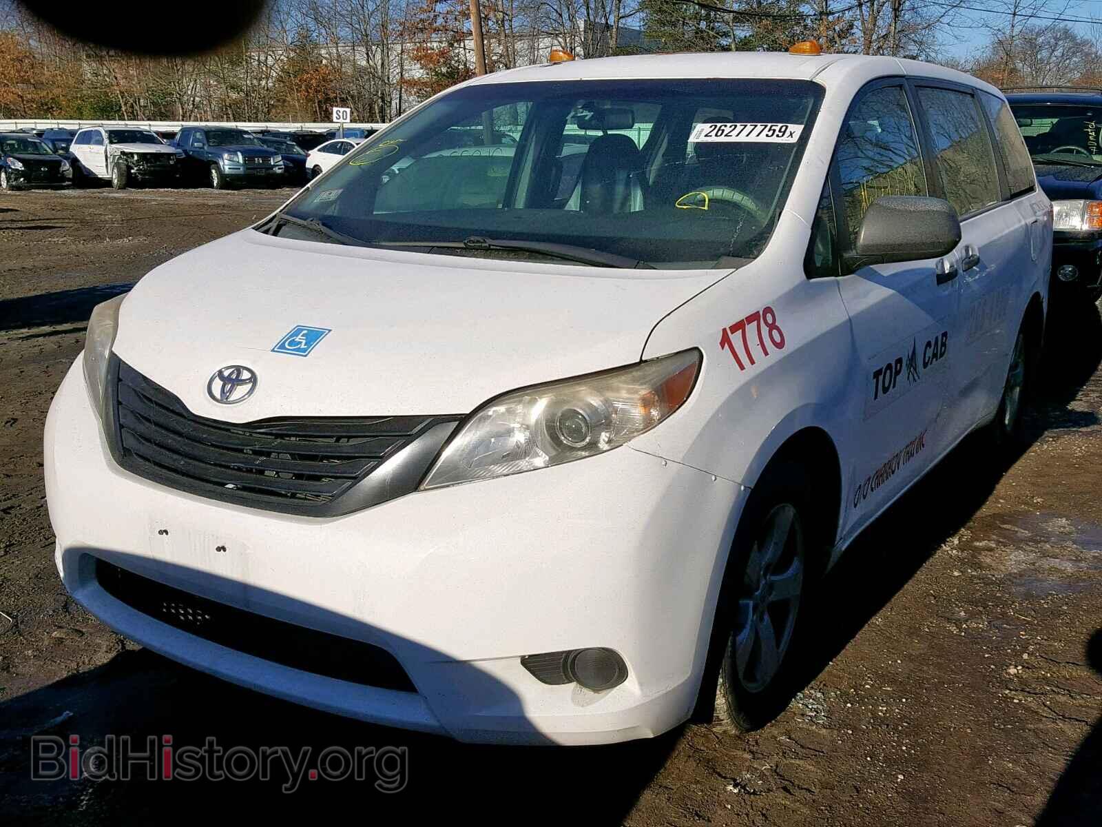 2011 TOYOTA SIENNA BAS - VIN: 5TDKA3DCXBS007095 - Фото 2