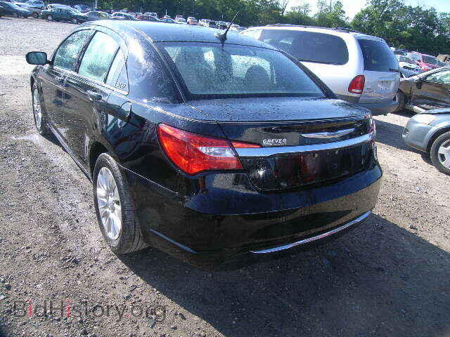 2012 CHRYSLER 200 - VIN: 1C3CCBAB0CN158138 - Photo 3