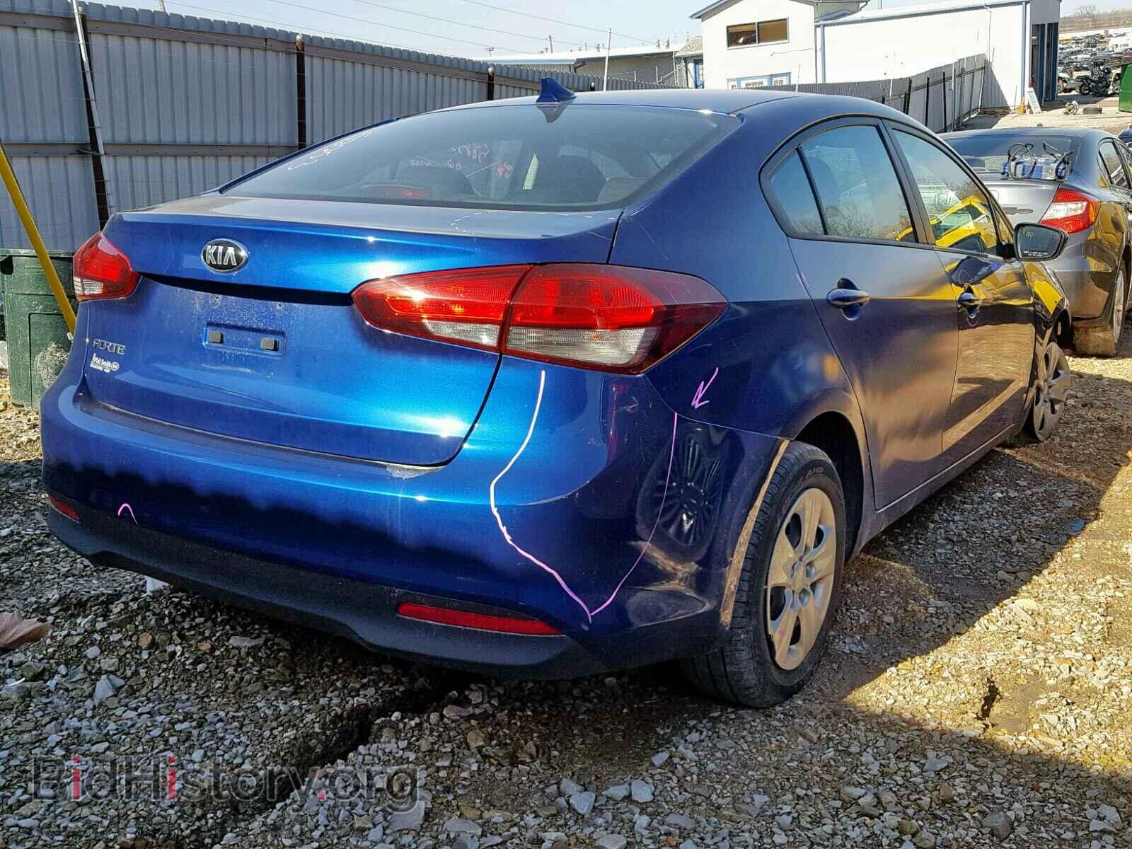 2017 KIA FORTE - VIN: 3KPFK4A74HE145195 - Фото 4