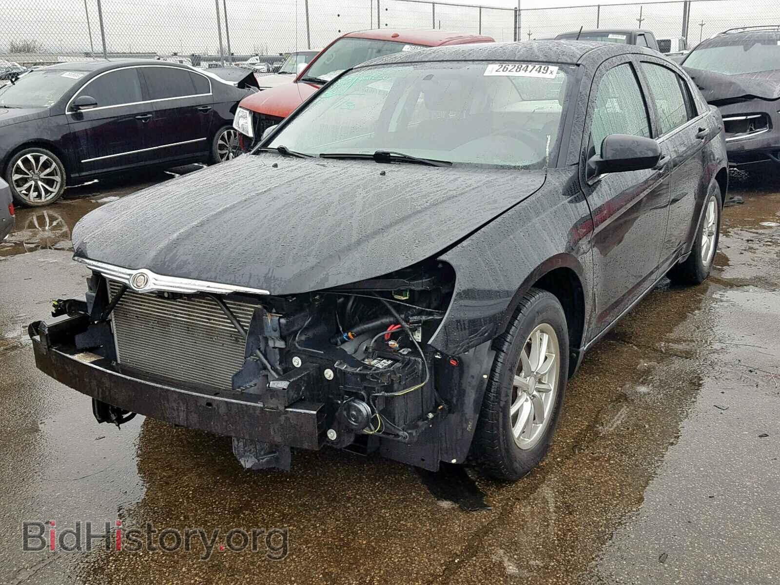 2010 CHRYSLER SEBRING - VIN: 1C3CC4FB7AN213430 - Фото 2