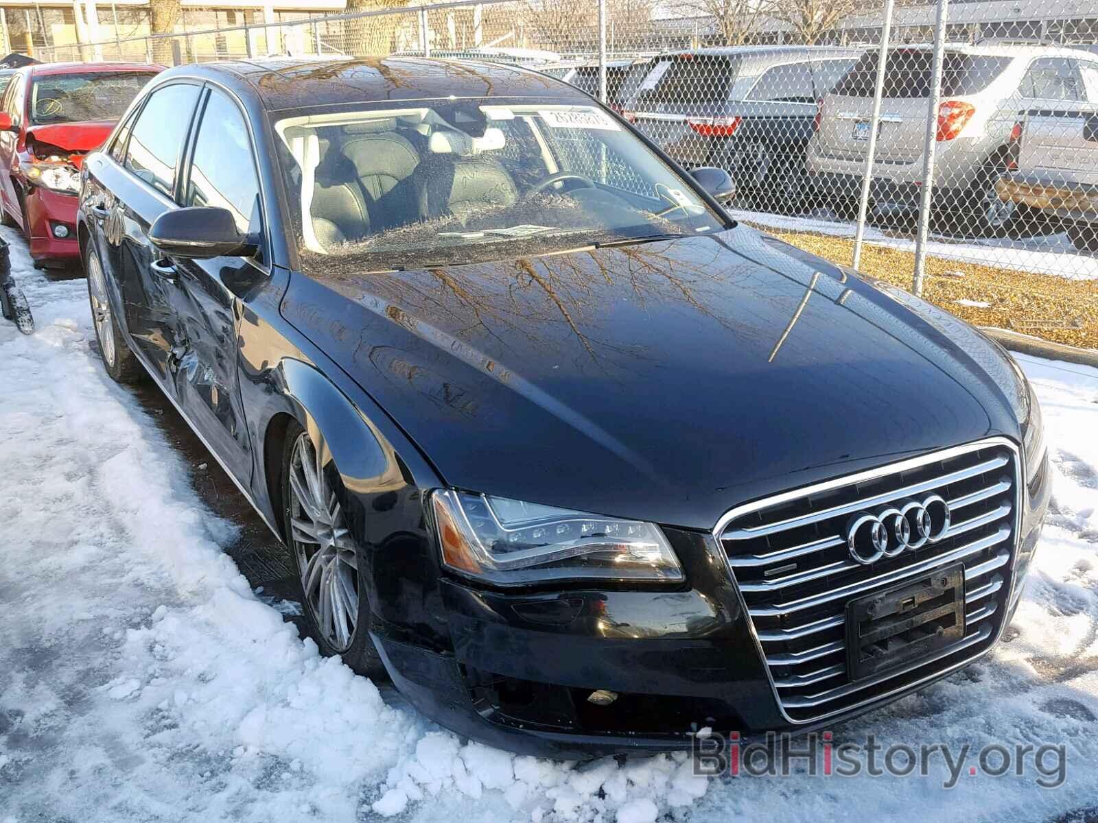 Photo WAURVAFD6CN034375 - AUDI A8 2012