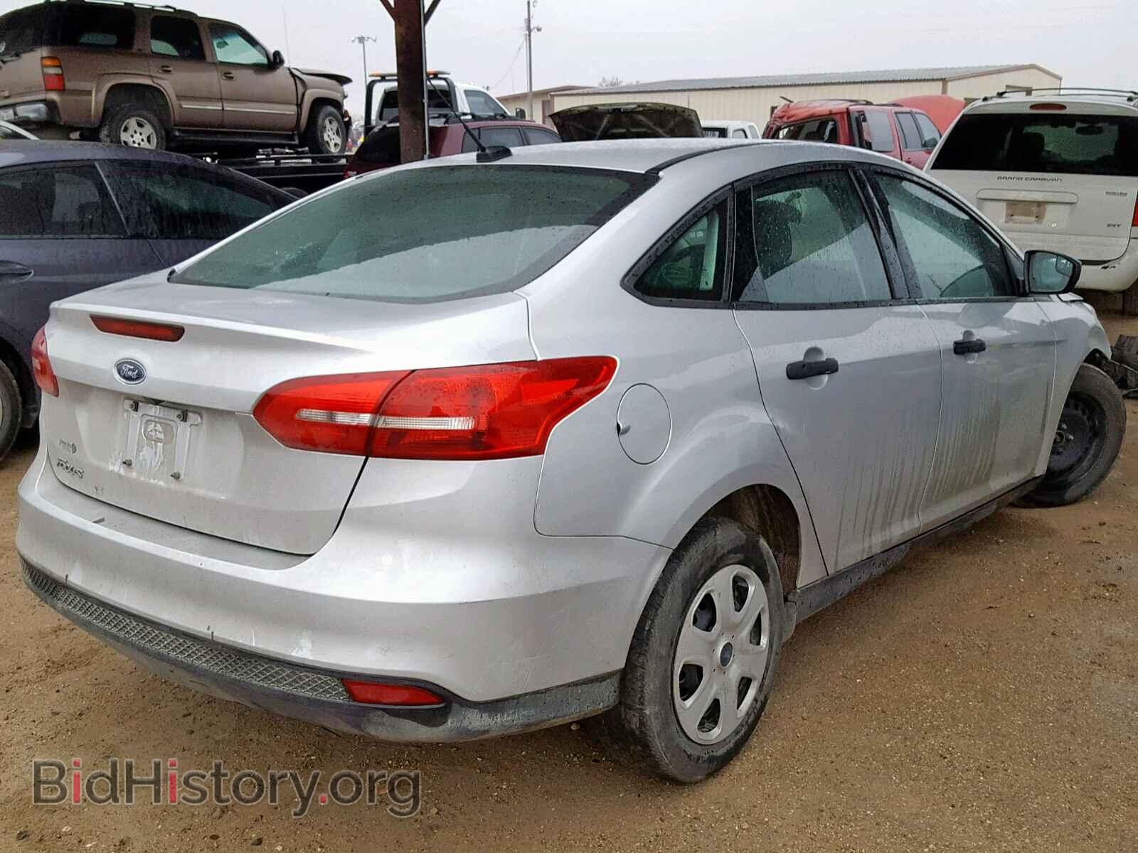 2017 FORD FOCUS - VIN: 1FADP3E28HL313841 - Photo 4