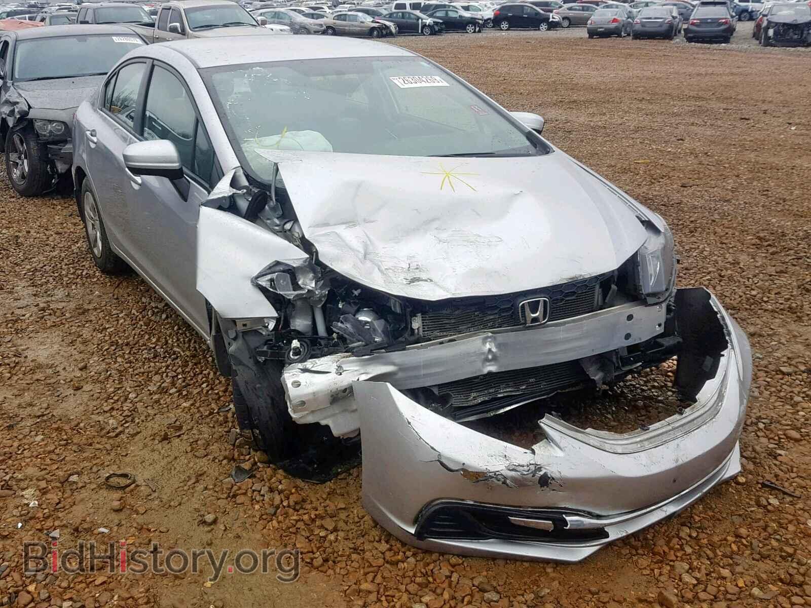 Фотография 19XFB2F56FE059332 - HONDA CIVIC LX 2015