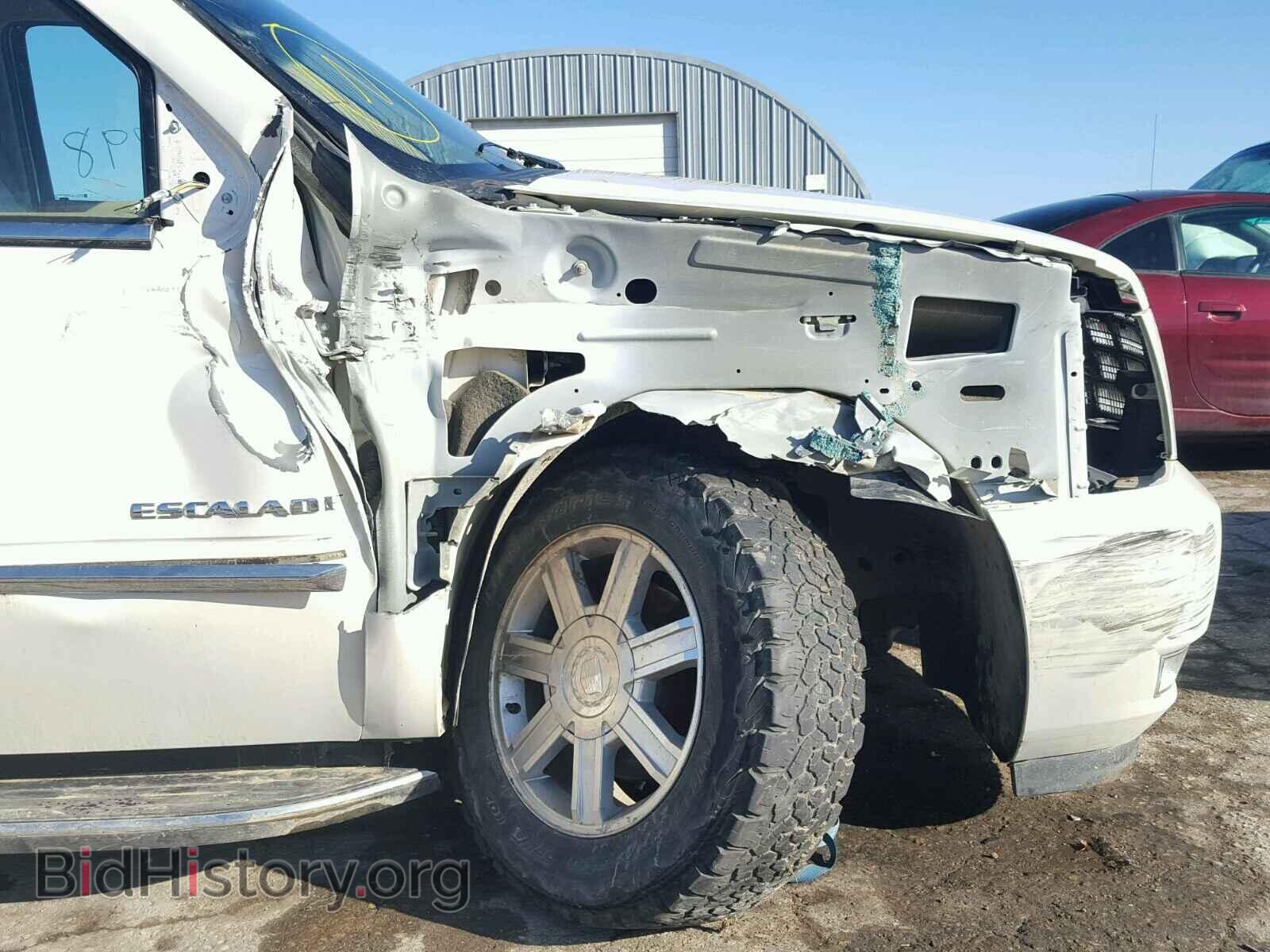 2011 CADILLAC ESCALADE - VIN: 1GYS4AEF5BR223353 - Фото 9