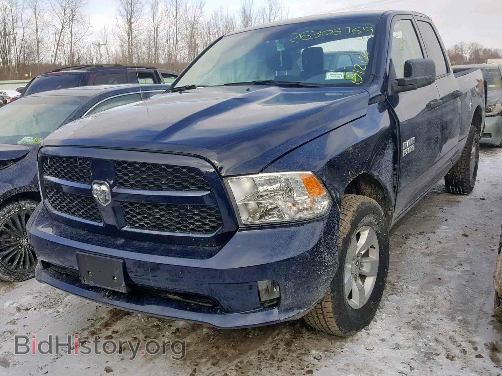 2018 RAM 1500 ST - VIN: 1C6RR7FG0JS111641 - Фото 2