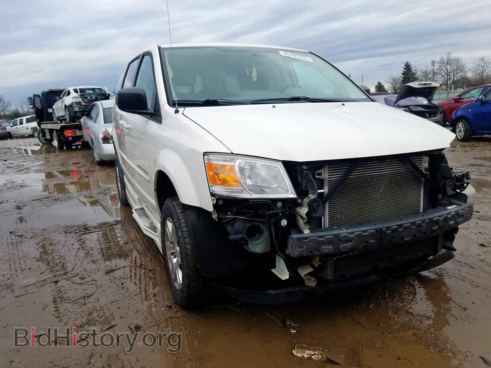 Photo 2D4RN4DE9AR497632 - DODGE CARAVAN 2010