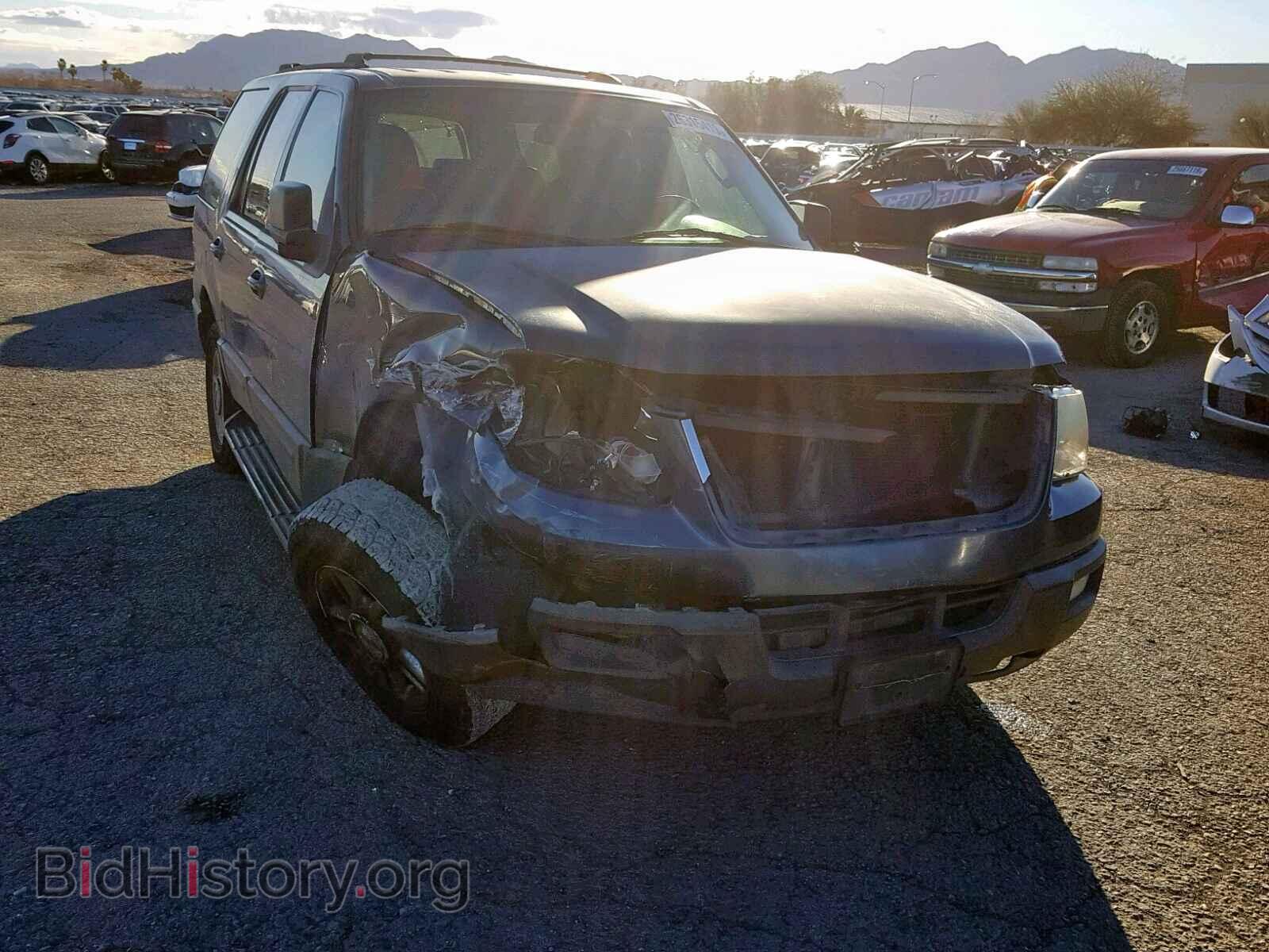 Фотография  - FORD EXPEDITION 2004