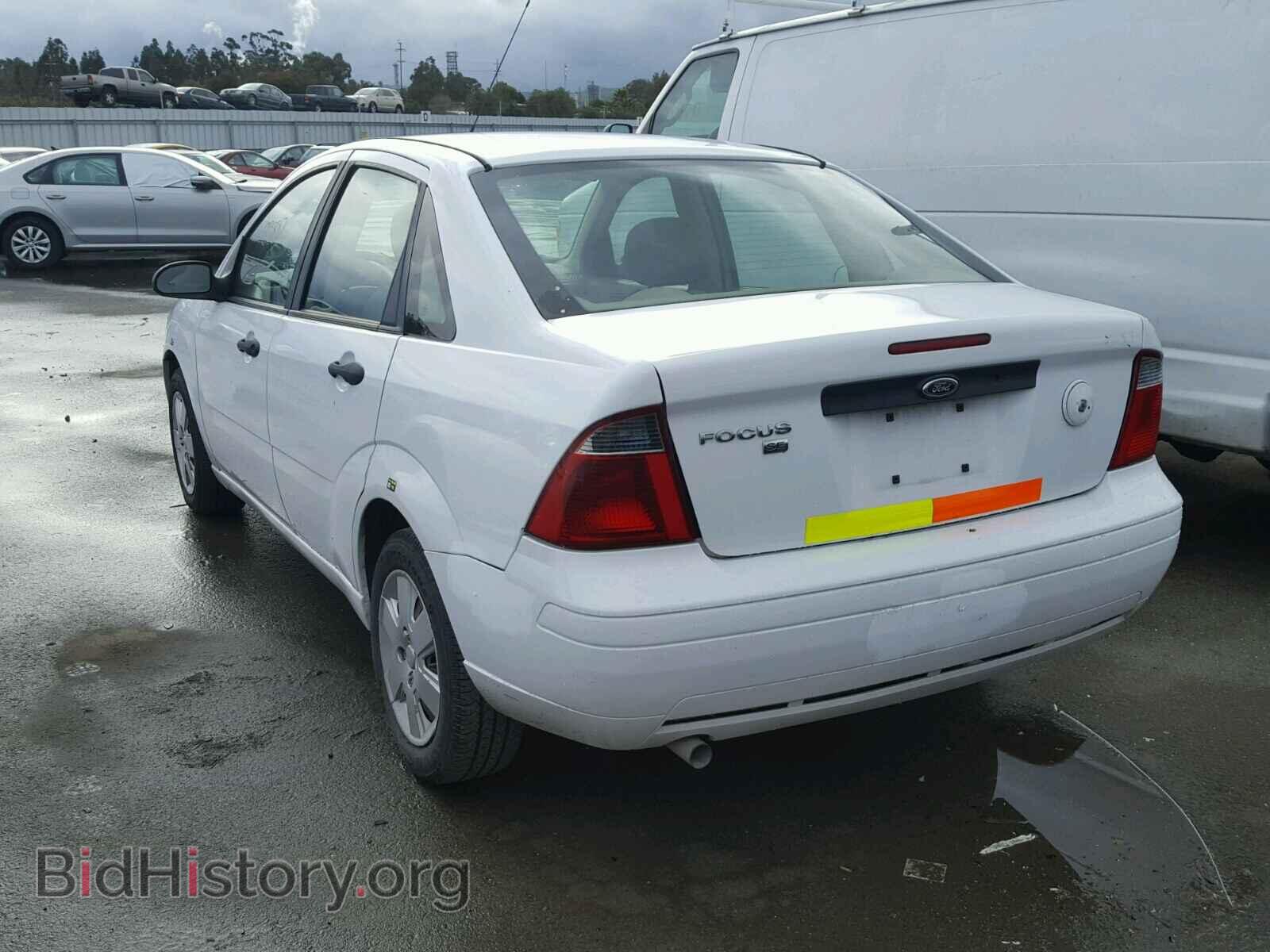 2007 FORD FOCUS - VIN: 1FAHP34N87W359602 - Photo 3