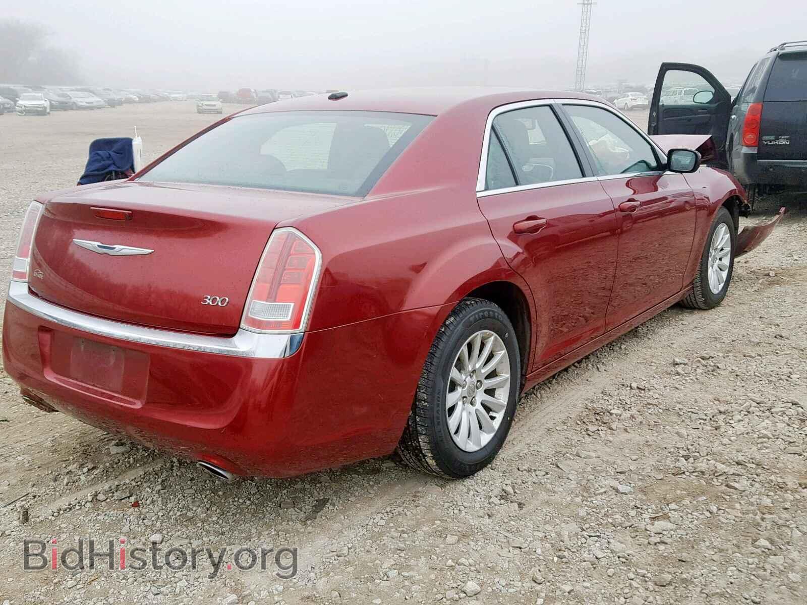 2013 CHRYSLER 300 - VIN: 2C3CCAAG7DH627032 - Фото 4
