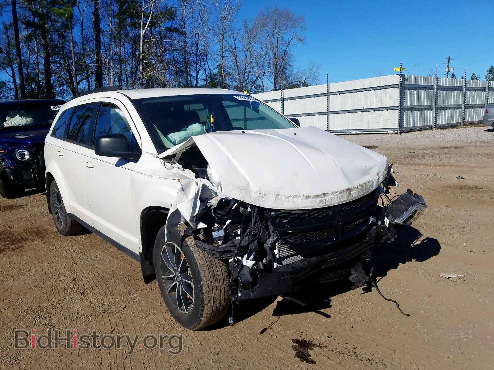 Photo 3C4PDCAB5JT302585 - DODGE JOURNEY SE 2018
