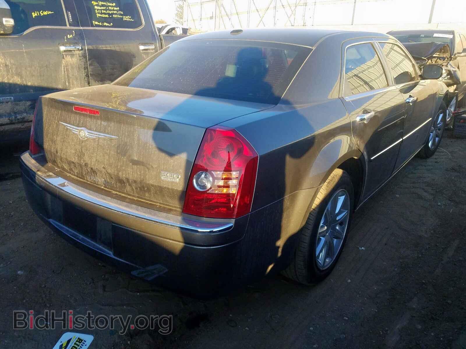 2010 CHRYSLER 300 - VIN: 2C3CA3CV4AH106259 - Фото 4