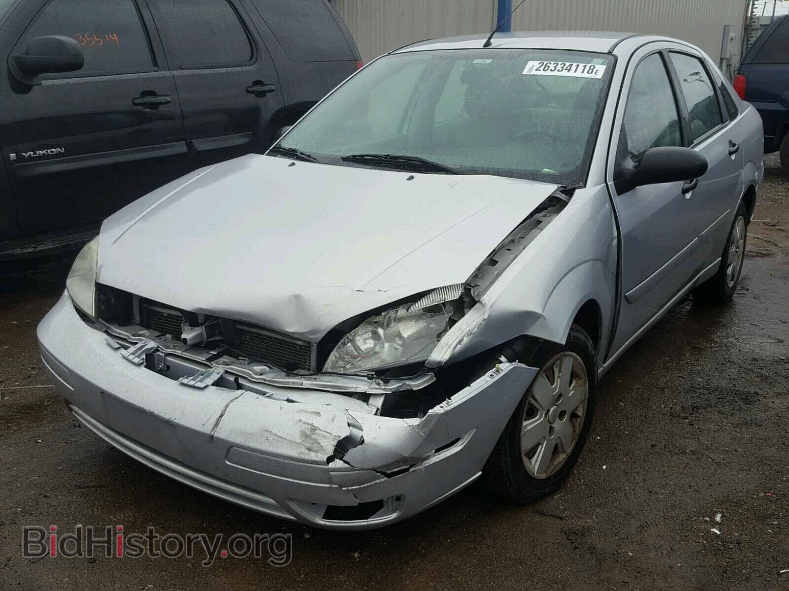 2007 FORD FOCUS - VIN: 1FAFP34N67W101795 - Photo 2