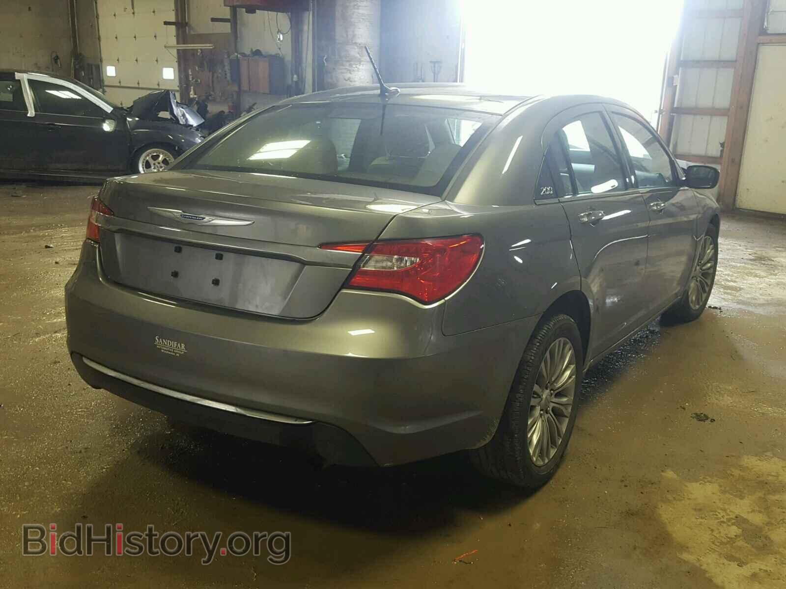 2012 CHRYSLER 200 - VIN: 1C3CCBCB0CN302770 - Photo 4