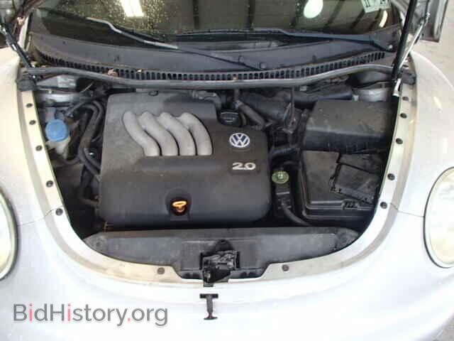 2000 VOLKSWAGEN BEETLE - VIN: 3VWCC21C6YM488756 - Фото 7