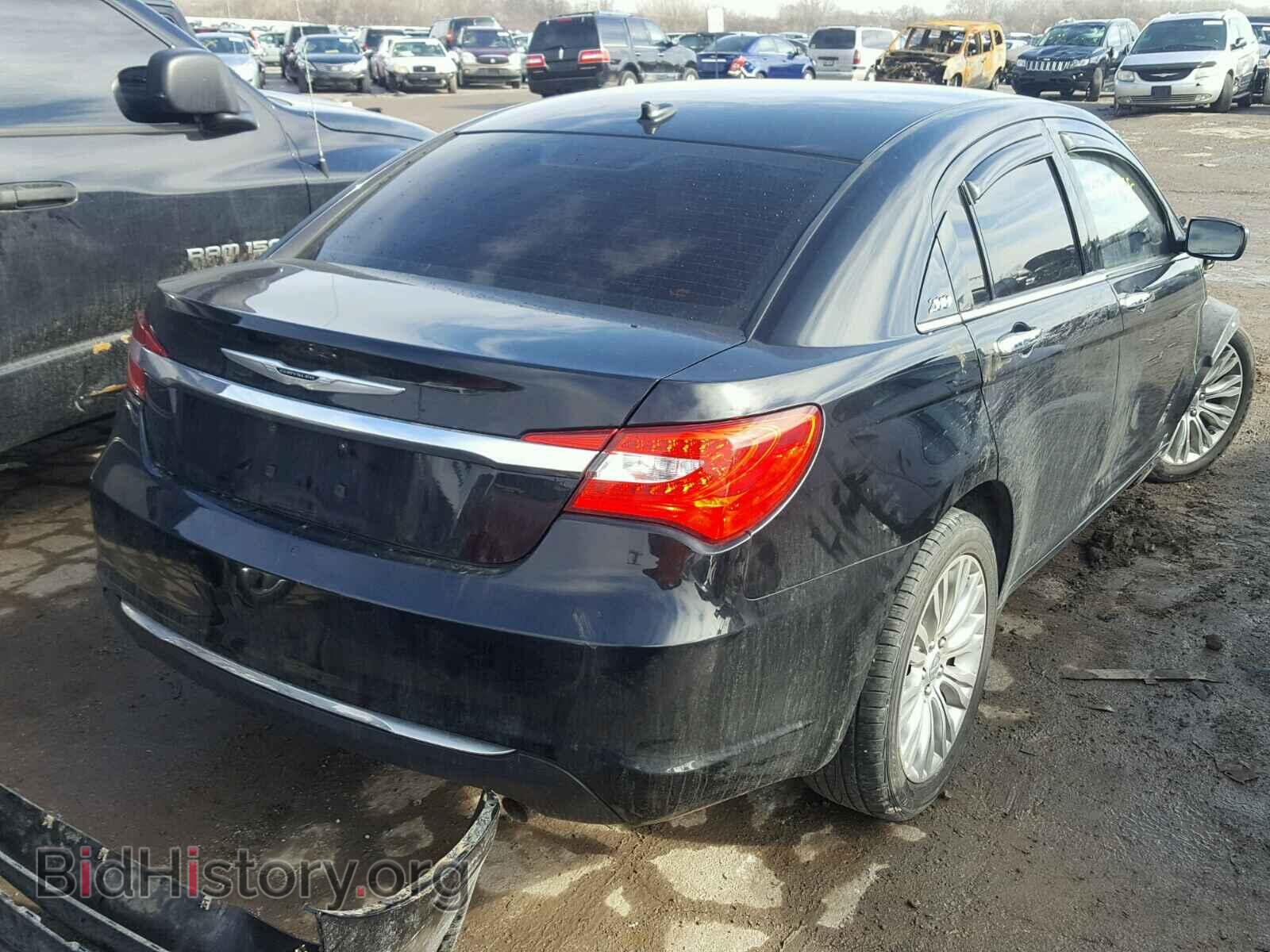 2012 CHRYSLER 200 - VIN: 1C3CCBCBXCN305580 - Фото 4