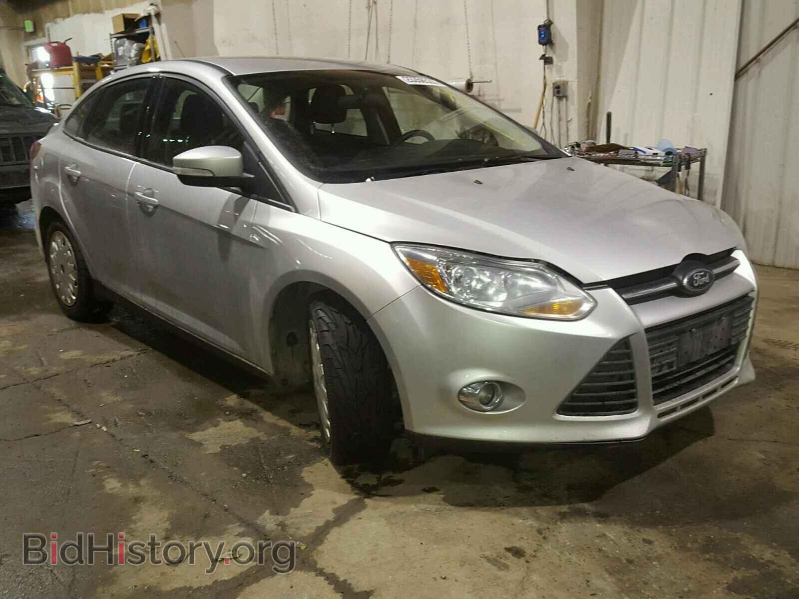 Photo 1FAHP3F27CL348122 - FORD FOCUS 2012