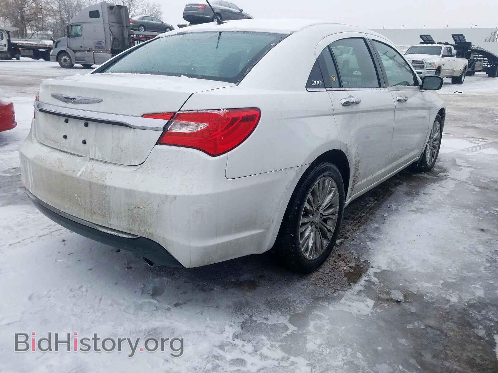 2013 CHRYSLER 200 - VIN: 1C3CCBCGXDN524052 - Фото 4