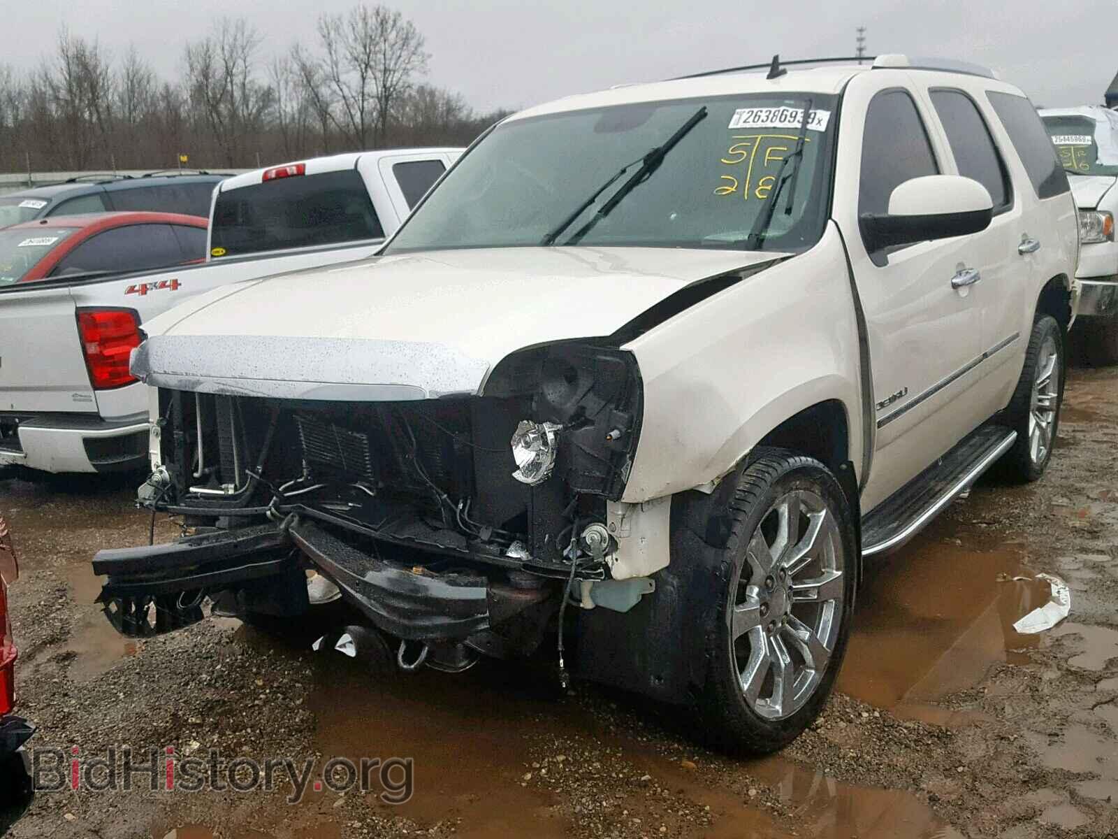 2010 GMC YUKON DENA - VIN: 1GKUKEEF0AR173637 - Фото 2