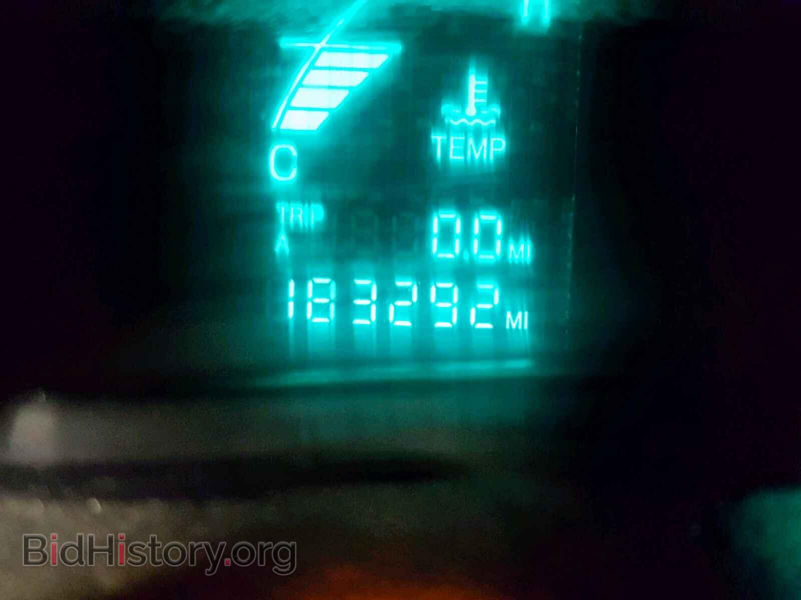 2000 CADILLAC DEVILLE - VIN: 1G6KD54YXYU184929 - Фото 8