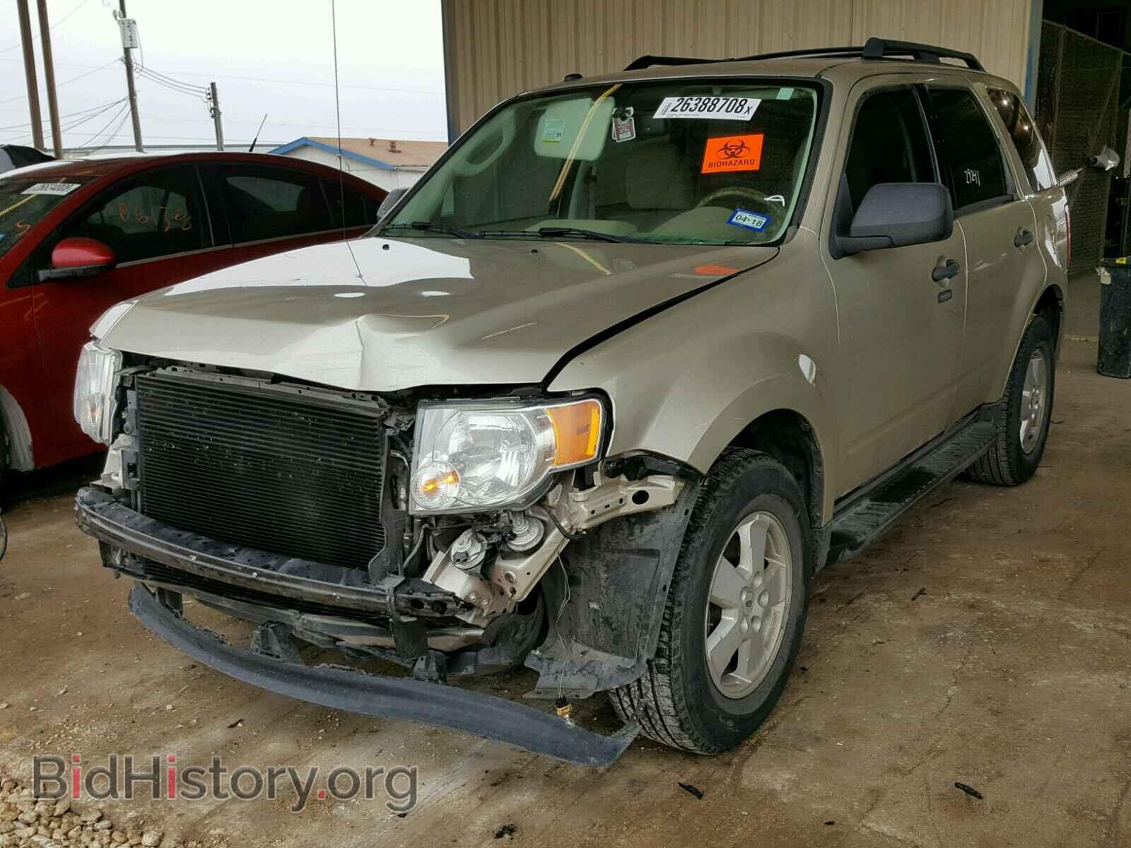 2011 FORD ESCAPE - VIN: 1FMCU0D78BKB97804 - Photo 2