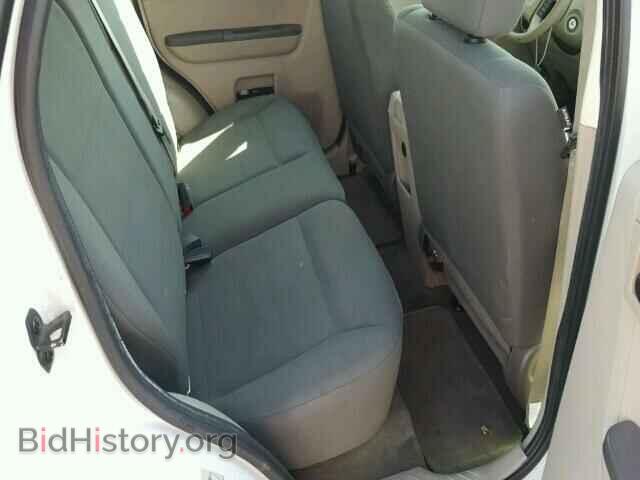 2011 FORD ESCAPE - VIN: 1FMCU0C71BKB73152 - Photo 6