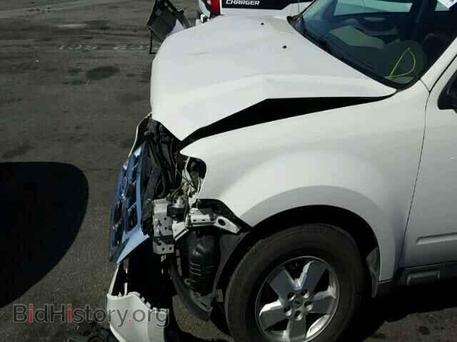 2011 FORD ESCAPE - VIN: 1FMCU0C71BKB73152 - Photo 9