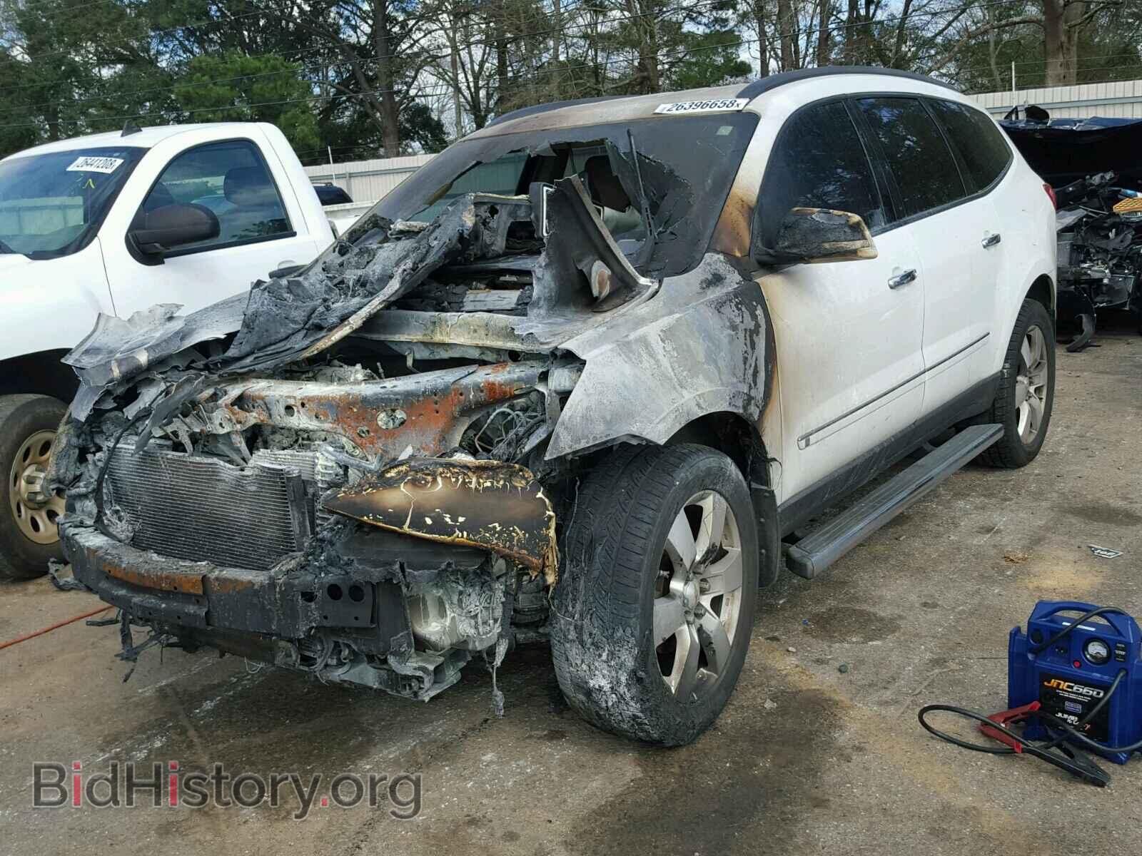 2009 CHEVROLET TRAVERSE - VIN: 1GNER33D49S109095 - Фото 2