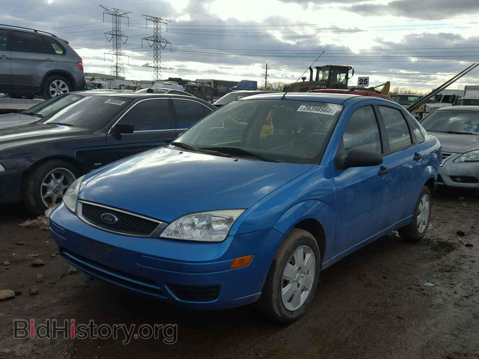 2007 FORD FOCUS - VIN: 1FAFP34N37W286484 - Photo 2