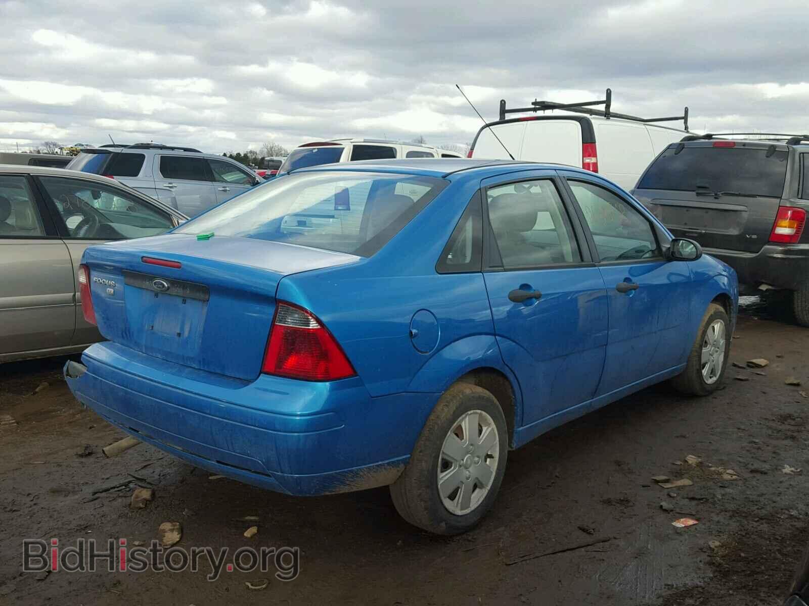 2007 FORD FOCUS - VIN: 1FAFP34N37W286484 - Photo 4
