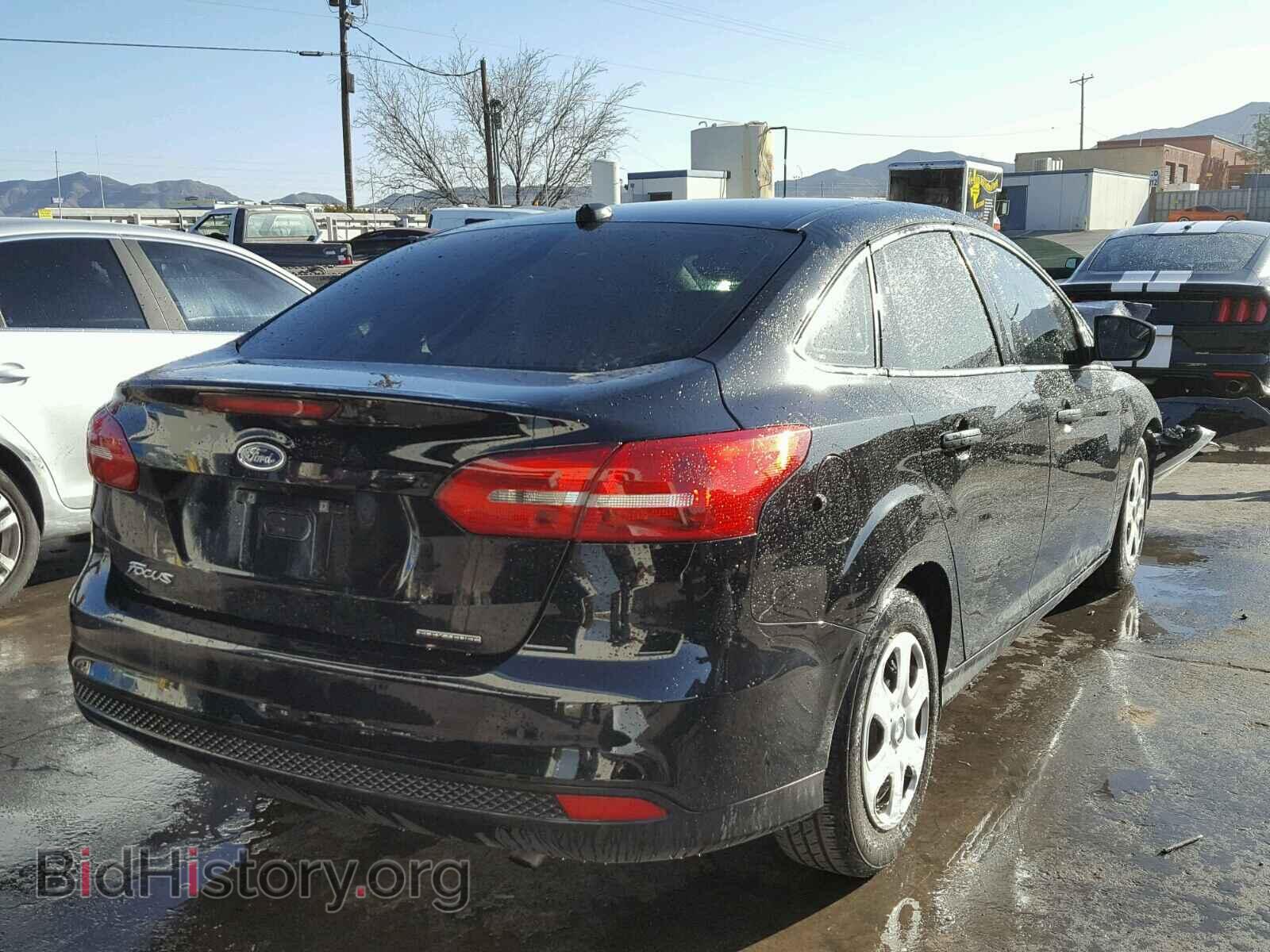 2016 FORD FOCUS - VIN: 1FADP3E20GL351028 - Photo 4