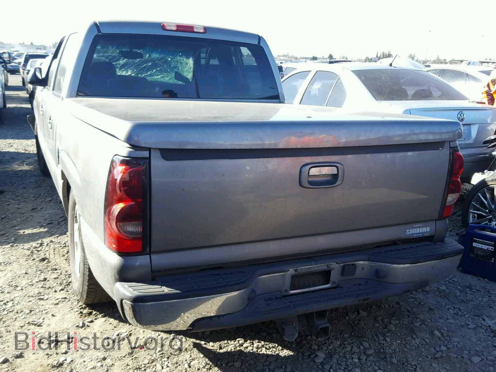 2006 CHEVROLET SILVERADO - VIN: 2GCEC13T361179043 - Фото 3