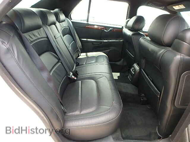 2004 CADILLAC DEVILLE - VIN: 1G6KD54Y64U141005 - Photo 6