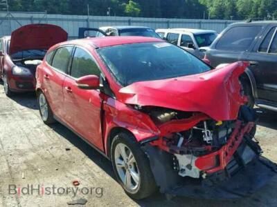 2014 Ford FOCUS Focus SE, красный — VIN 1FADP3K21EL307461, Copart