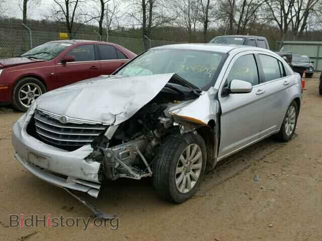2010 CHRYSLER SEBRING - VIN: 1C3CC5FB6AN219614 - Фото 2