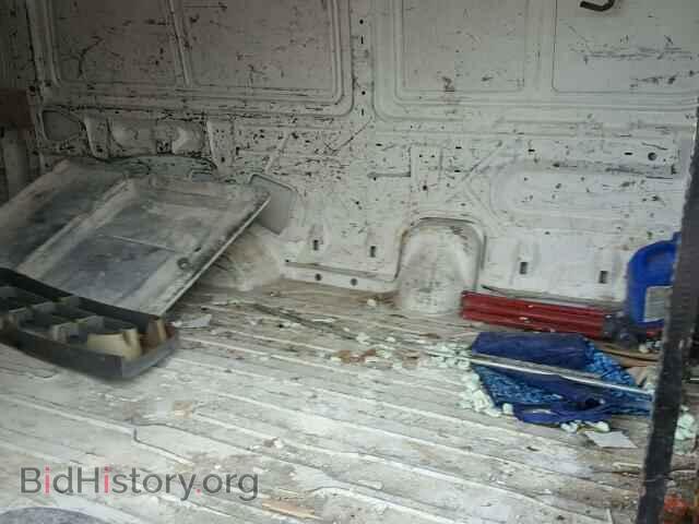 2000 FORD ECONOLINE - VIN: 1FTNS24L0YHA49292 - Photo 6