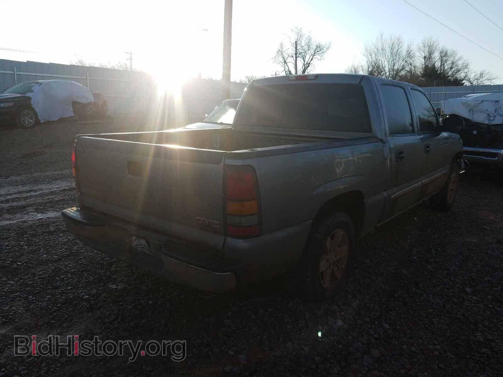 2006 GMC SIERRA - VIN: 2GTEC13V061357444 - Фото 4