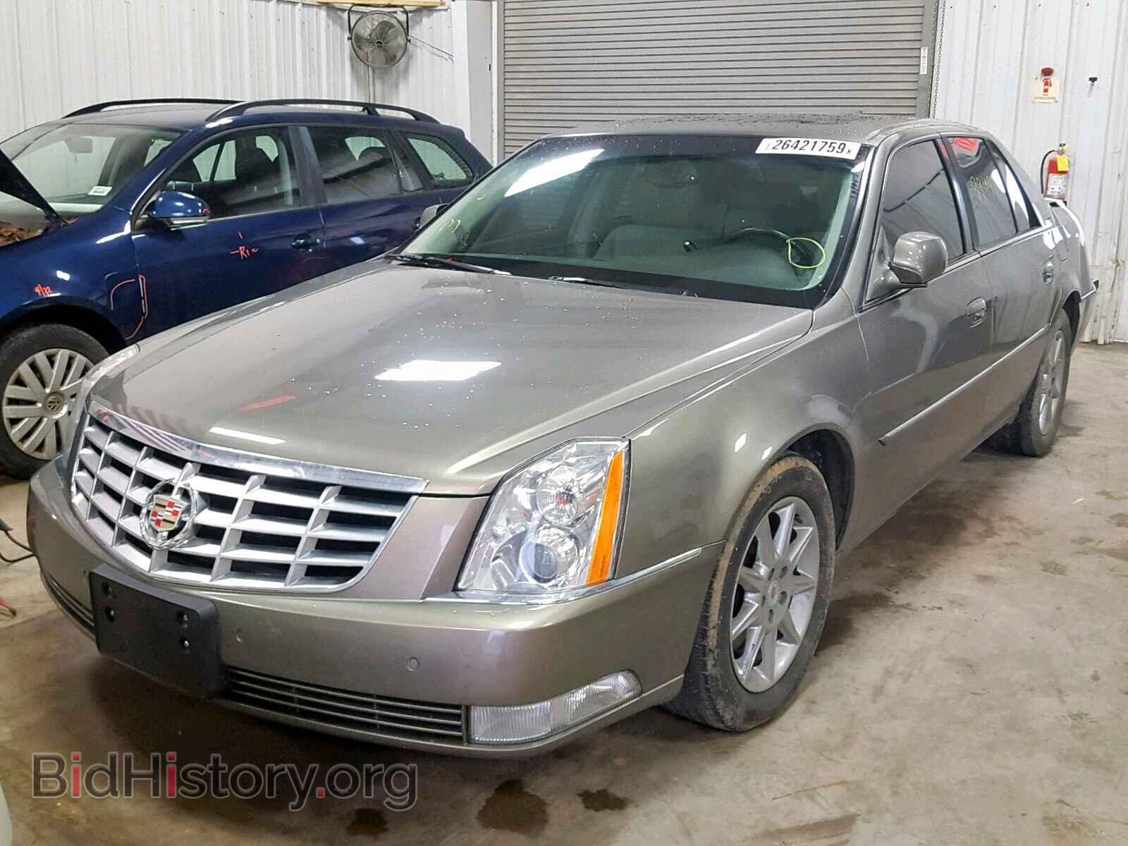 2011 CADILLAC DTS - VIN: 1G6KD5E63BU121241 - Фото 2