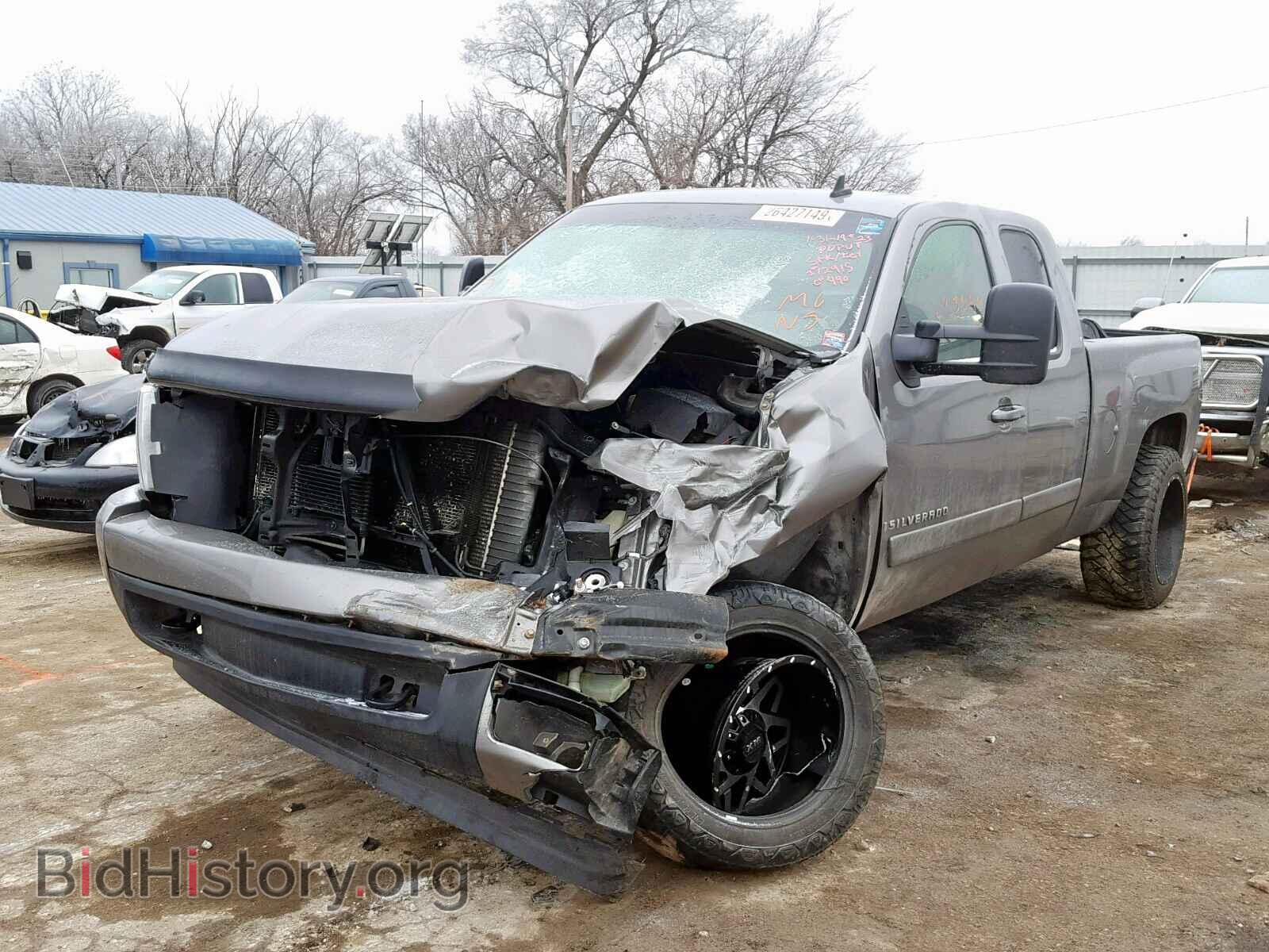 2007 CHEVROLET SILVERADO - VIN: 2GCEC19JX71596795 - Photo 2