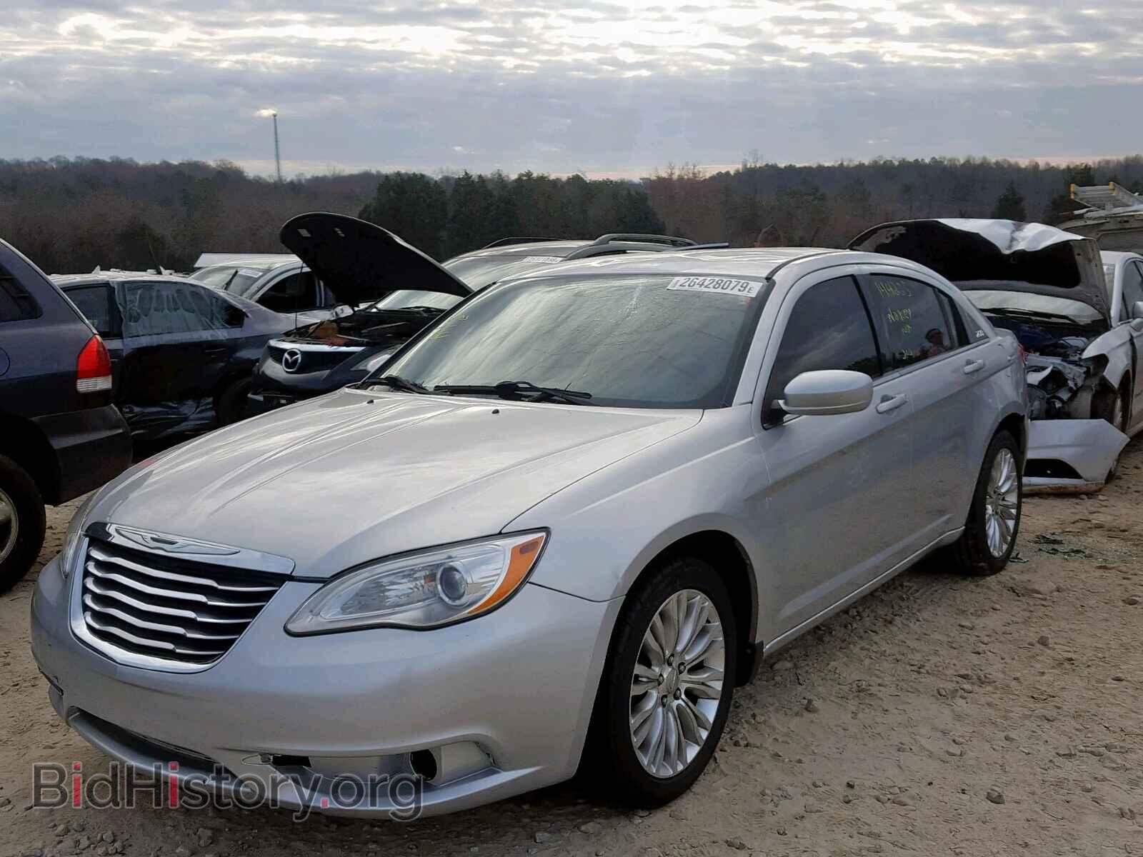 2012 CHRYSLER 200 - VIN: 1C3CCBAB1CN100328 - Фото 2