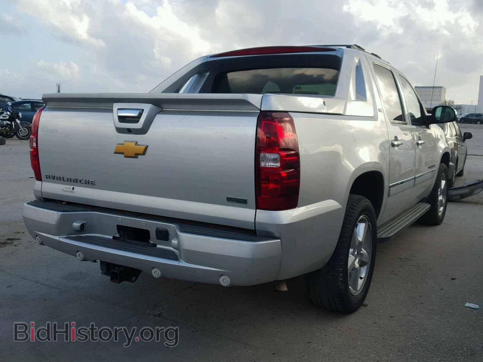 2012 CHEVROLET AVALANCHE - VIN: 3GNMCGE00CG155469 - Фото 4