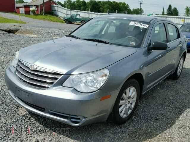 2010 CHRYSLER SEBRING - VIN: 1C3CC4FB7AN192644 - Фото 2