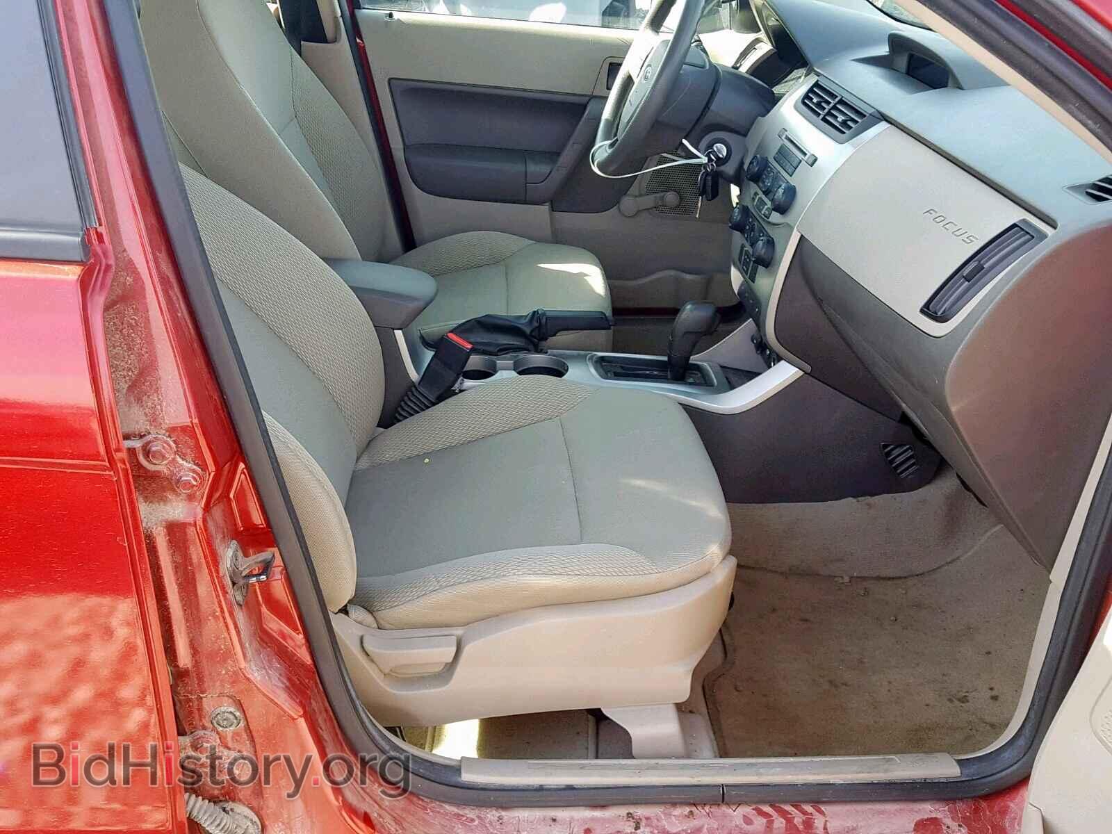 2011 FORD FOCUS - VIN: 1FAHP3EN4BW151868 - Photo 5