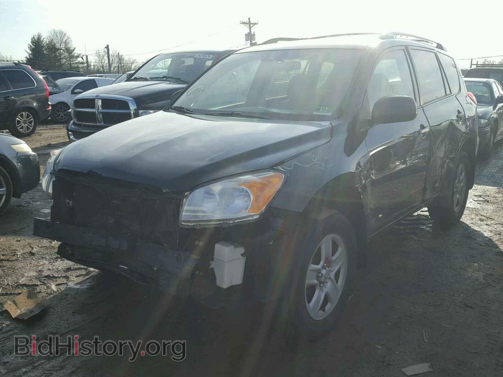 2011 TOYOTA RAV4 - VIN: 2T3BF4DV8BW092445 - Фото 2