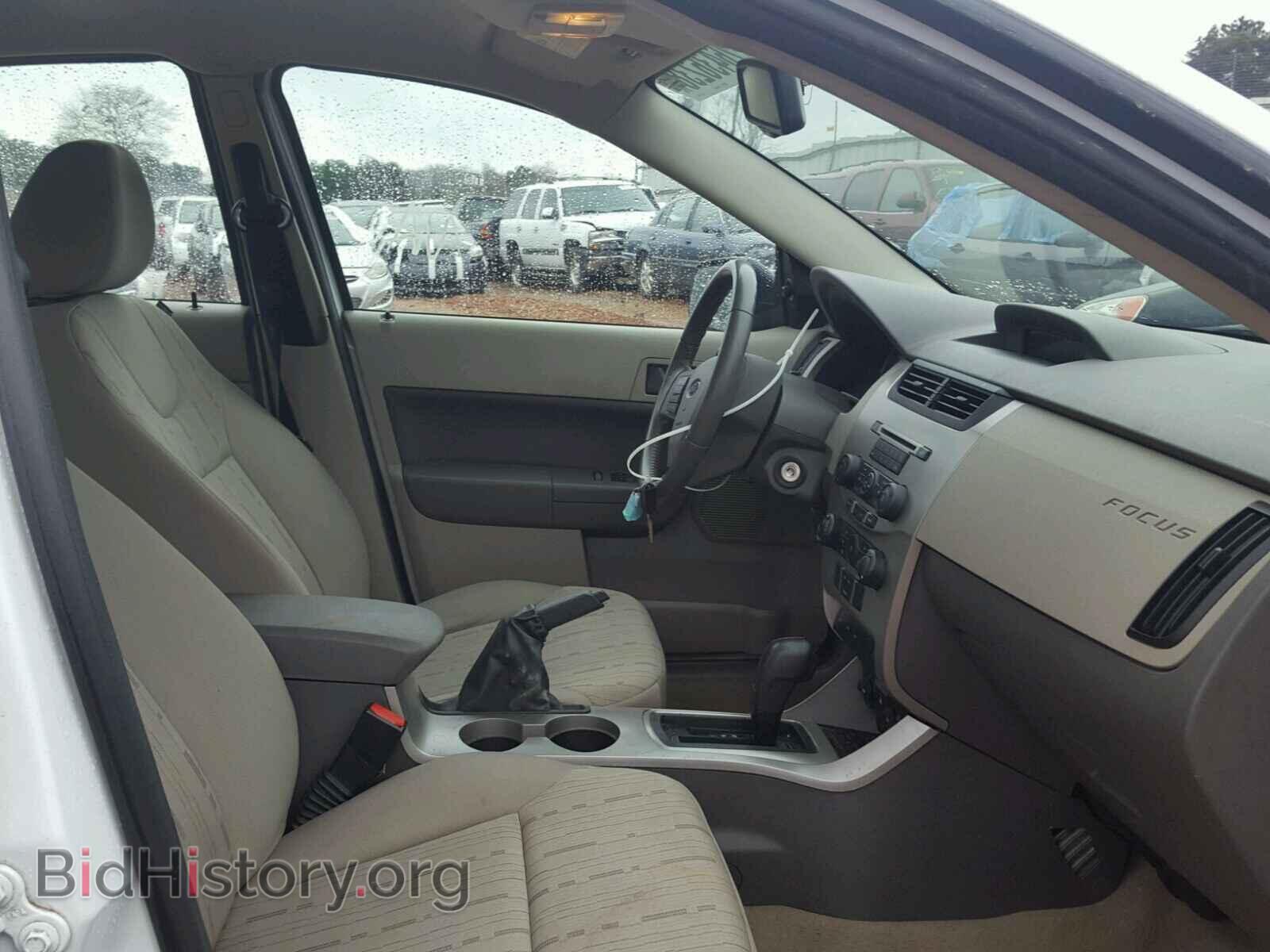 2008 FORD FOCUS - VIN: 1FAHP35N58W164122 - Фото 5